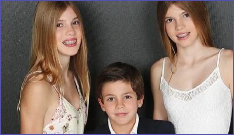 Julio Iglesias's Children are 8 Kids From 2 Marriages